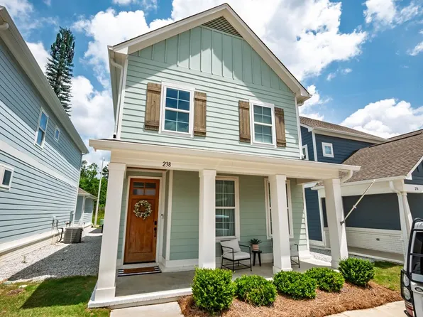 238 Honeysuckle Ln, Oxford, MS 38655