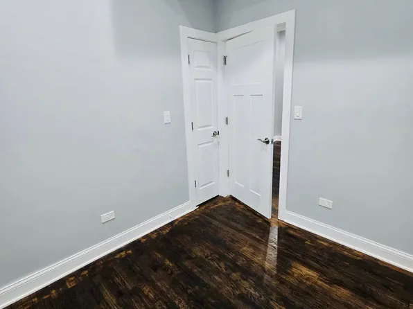 5447 W Ohio St #2W, Chicago, IL 60644