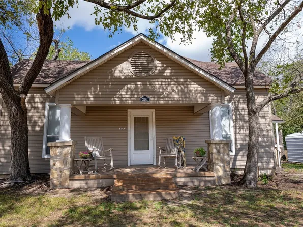 202 E Harris St, Dublin, TX 76446