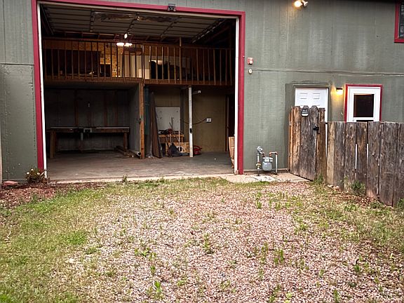 3rd image of 154 El Paso Blvd #1/2