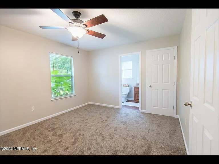 226 Bradford Dr #228 — Photo 15