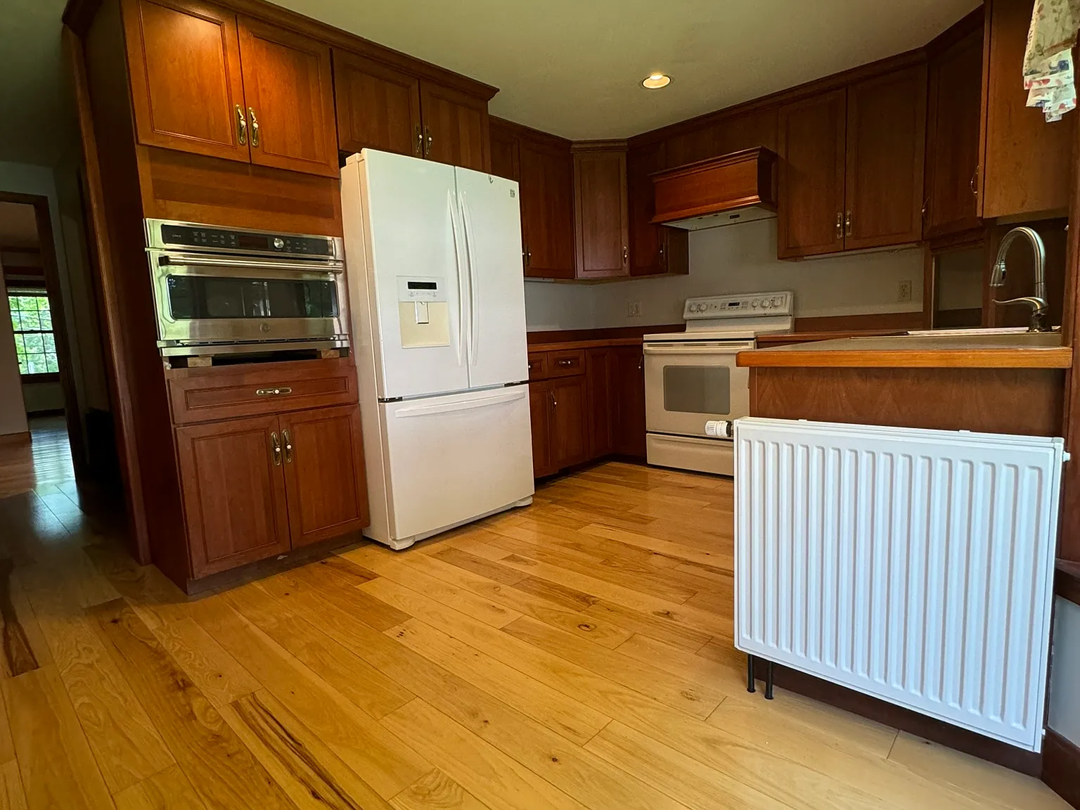 4 Lawrence Plain Road - 1 — Photo 3