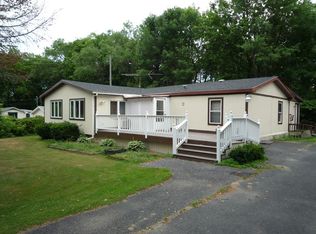 4 Rainbow Vista Ln, Plattsburgh, NY 12901