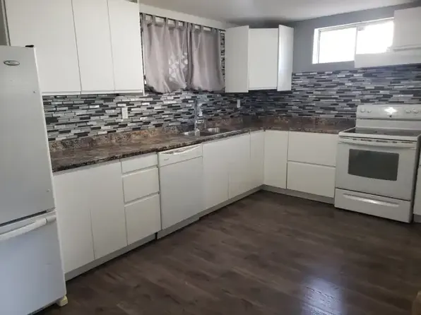 131 Tamarack Ave #1A, Hinton, AB T7V 1C8