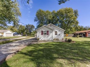 1740 S 34th Pl, Decatur, IL 62521