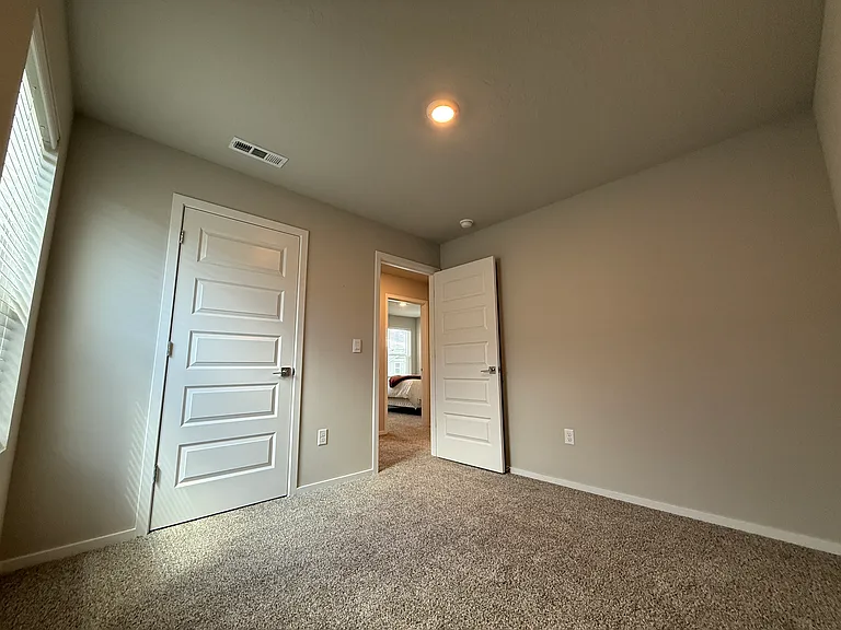 837 S Yolo Pl — Photo 6