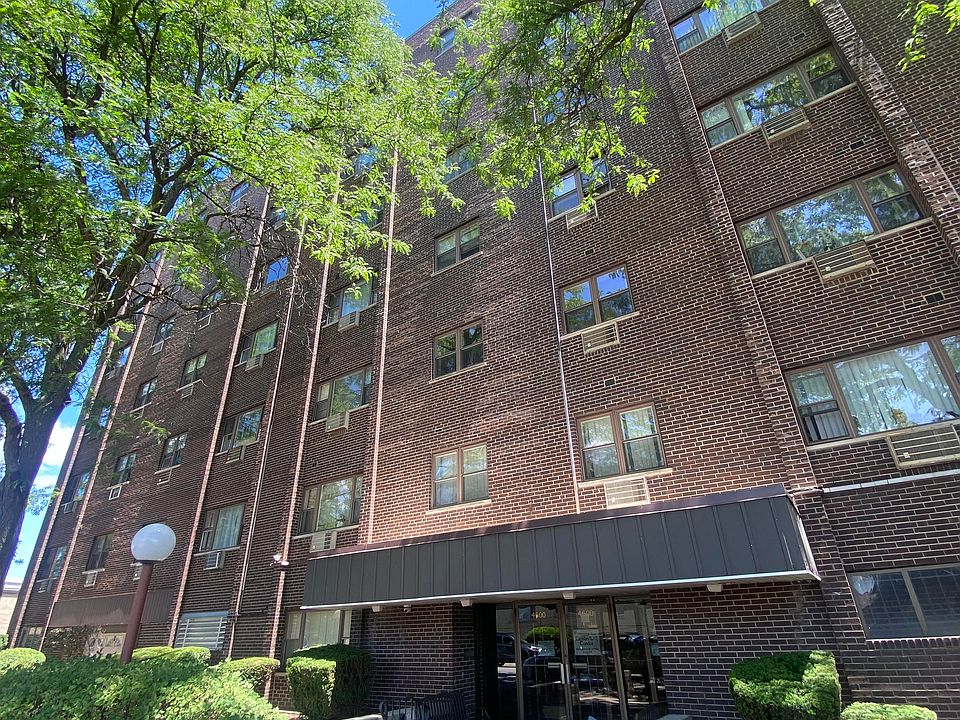 1st image of 4600 N Cumberland Ave Unit 612