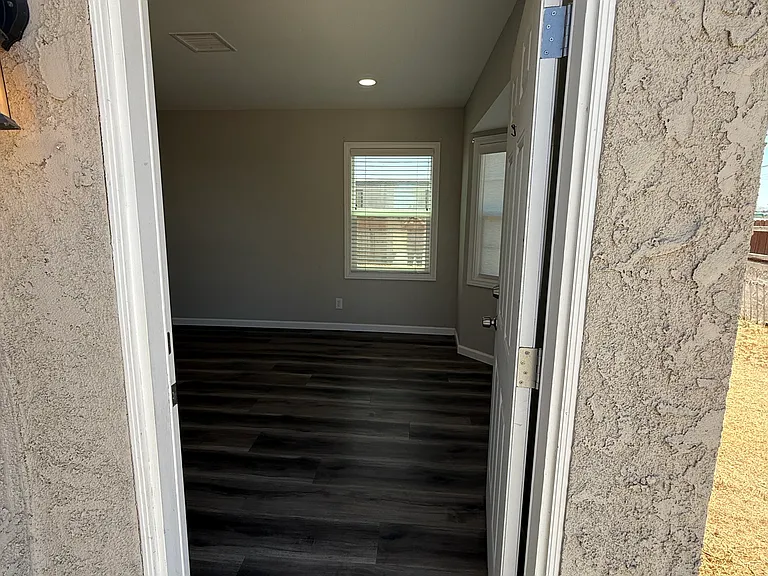 17130 Hellman Ave — Photo 2