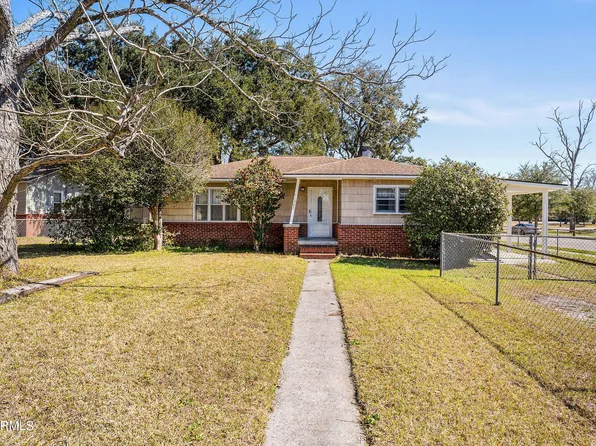 1503 Palmetto Dr, Beaufort, SC 29902