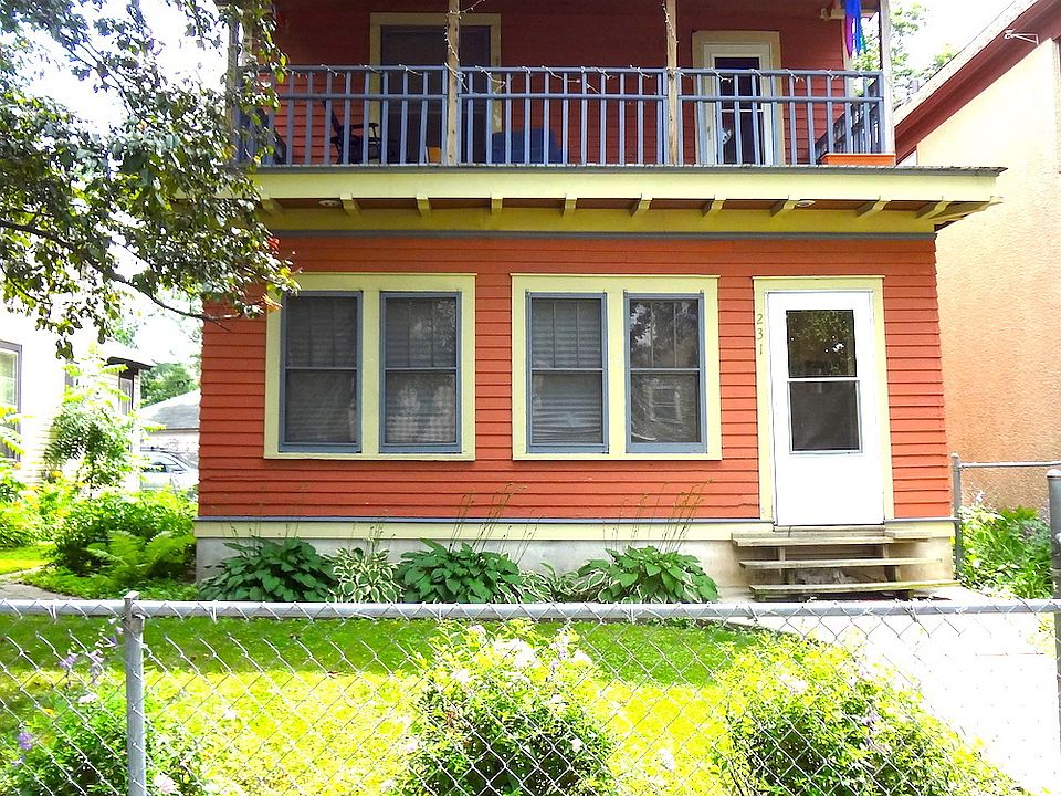 1st image of 231 W 33rd St #1
