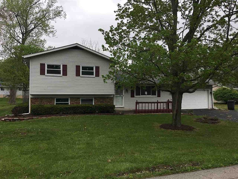 1st image of 2527 Deerwood Dr