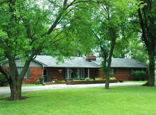 16086 Ness Rd, Altamont, KS 67330