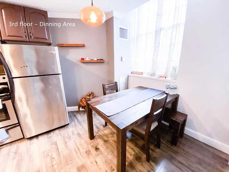 106 13th St #323 — Photo 4
