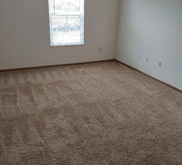 Scarlet Oak Standard 1 Bedroom Featuring Oak Trim