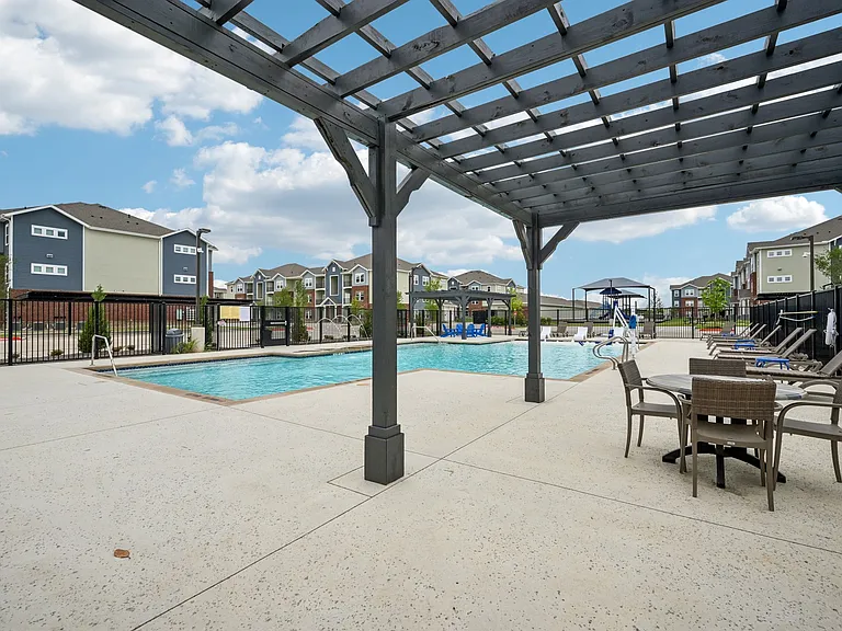 Mill Stream Apartments — Photo 14