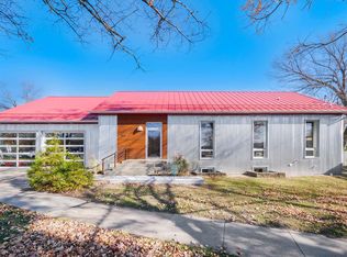 303 S Grand St, Marshall, MI 49068