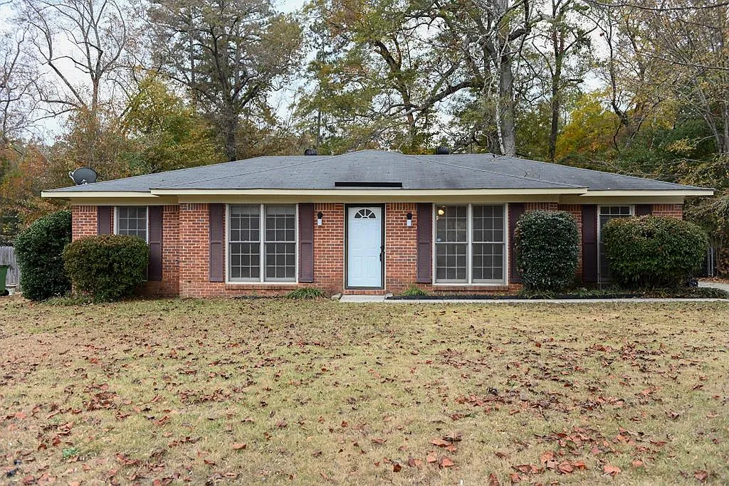 6421 Lemans Ln photo 1