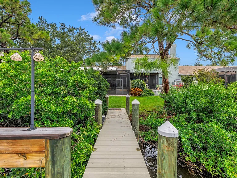 956 San Carlos Ct NE — Photo 47