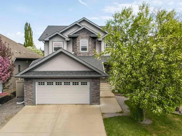6411 Mann Ct NW, Edmonton, AB T6R 0J1