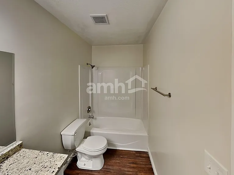 3327 N 1050 E — Photo 10