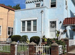 13915 233rd St, Rosedale, NY 11422