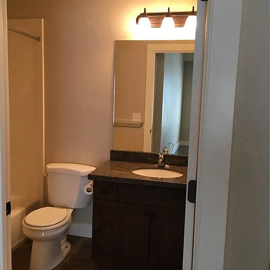 Main bathroom