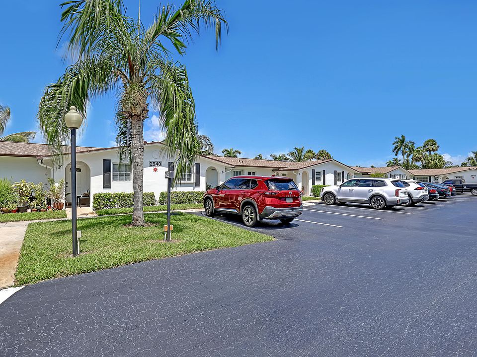 1st image of 2940 Crosley Drive E