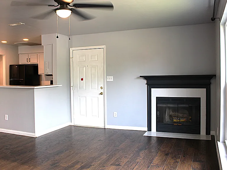 351 Waters Edge Ln #351 — Photo 12
