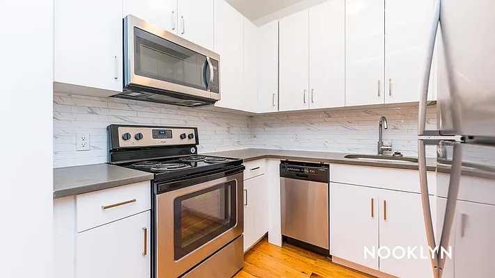Rented by Nooklyn NYC LLC | media 14