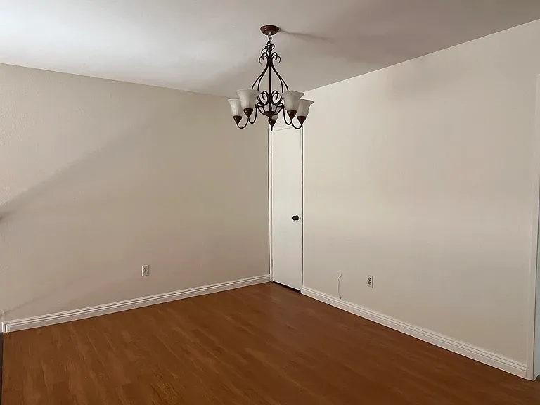 598 W Huntington Dr #K — Photo 5