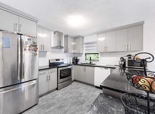 7131 133a St #203, Surrey, BC V3W 8A1