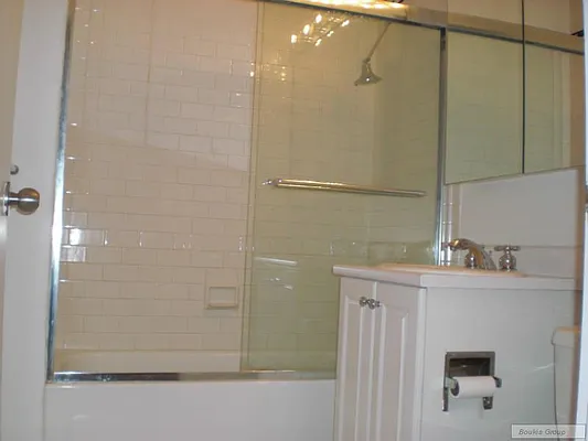 Rented by Bouklis Group | media 13