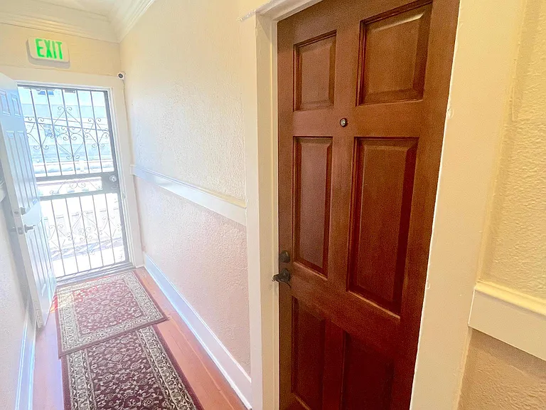 744 Pine Ave #11 — Photo 10