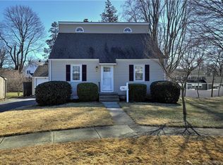 36 Victory Cres, Milford, CT 06460