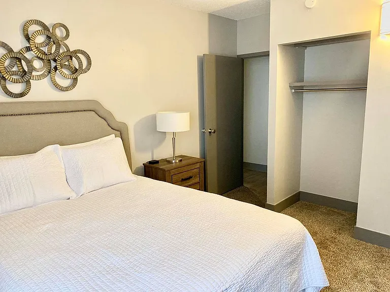 The Village at Gray's Lake Apartments - Des Moines — Photo 69