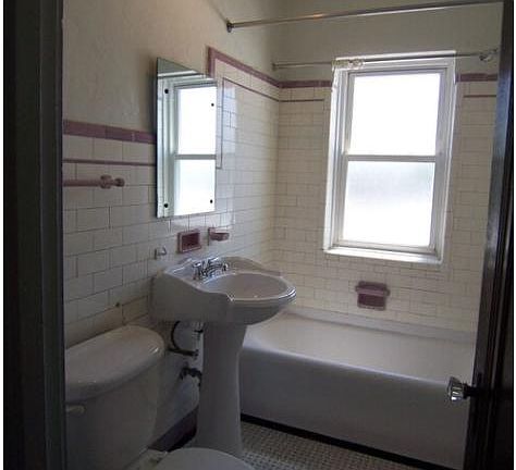 3rd image of 3643 N Greenview Ave