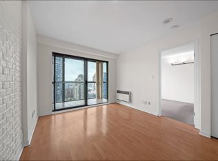 1188 Howe St #2005, Vancouver, BC V6Z 2S8