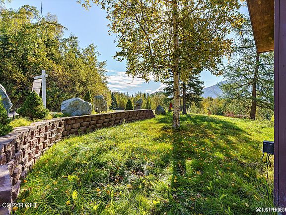 3rd image of 11806 W Skyline Dr