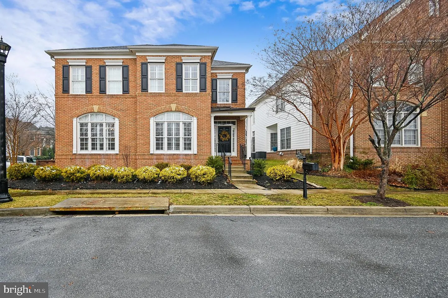 706 Drake Way photo 1