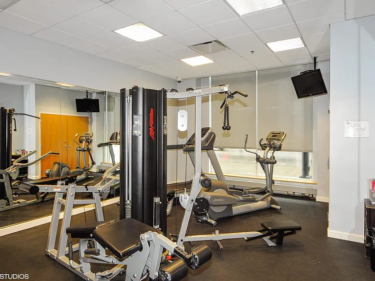 757 N Orleans St #1103 — Photo 13