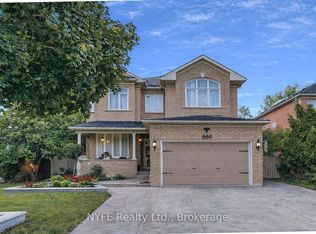 690 Peter Robertson Blvd, Brampton, ON L6R1L7