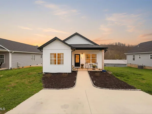 1610 Millard St E, Johnson City, TN 37601
