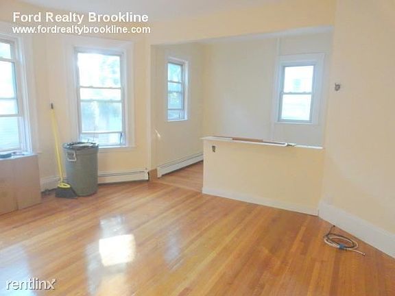 landlord_unit_photo_1066935_16