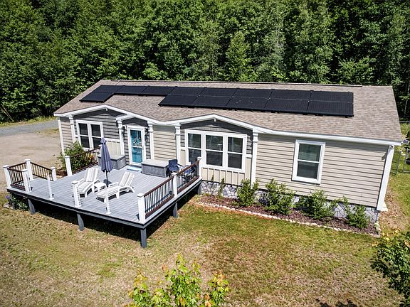 2nd image of 112 Raccoon Cove Road