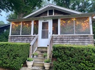 52A Goshen Rd, Waterford, CT 06385