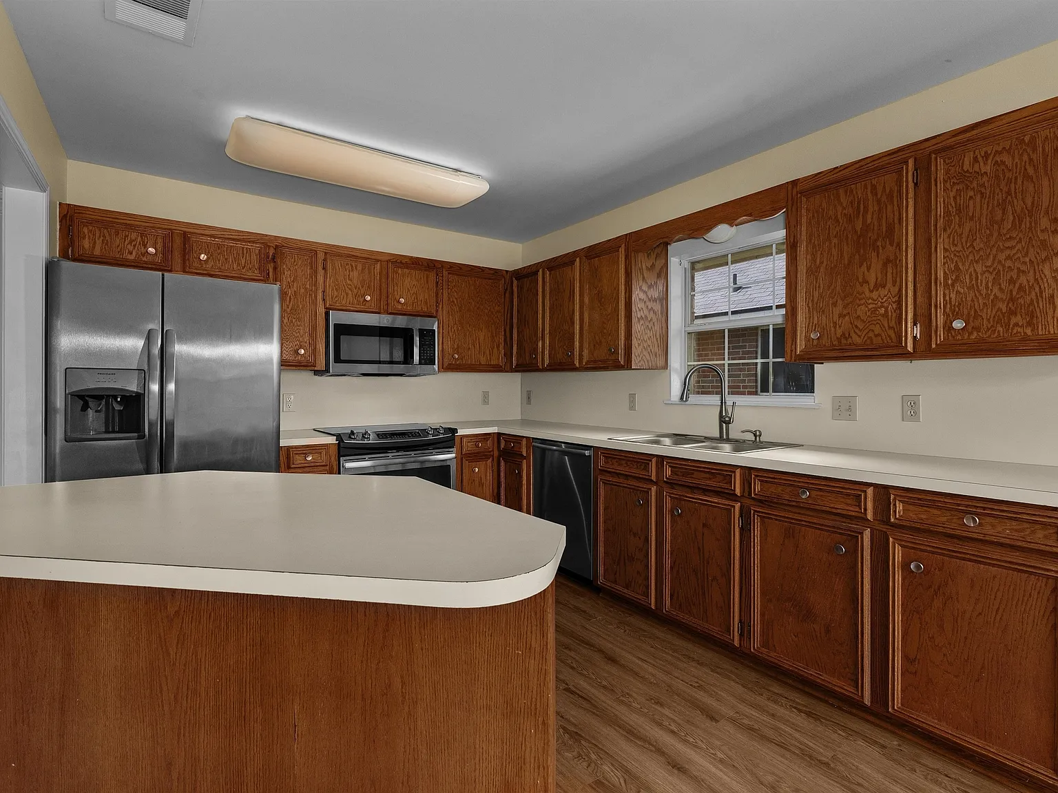 4912 General Polk Drive - 1 — Photo 2