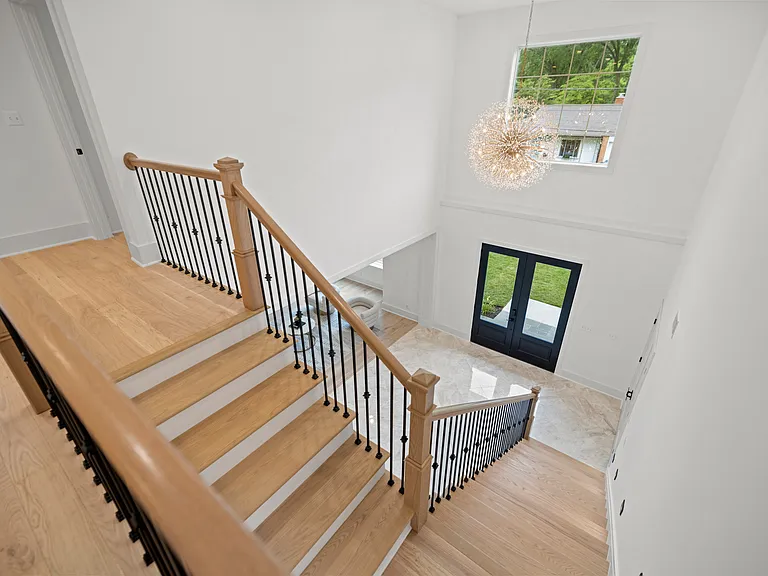 8609 Woodbrook Ln — Photo 21