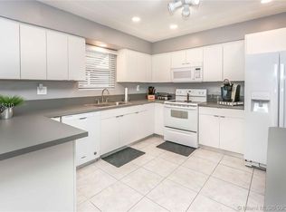 1251 Lincoln St, Hollywood, FL 33019