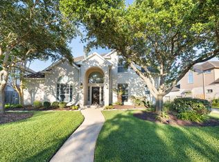 3207 Autumn Ct, Pearland, TX 77584