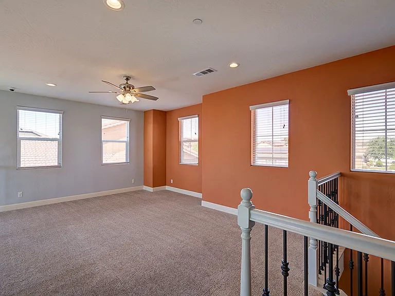 1148 Cordova Ave — Photo 13